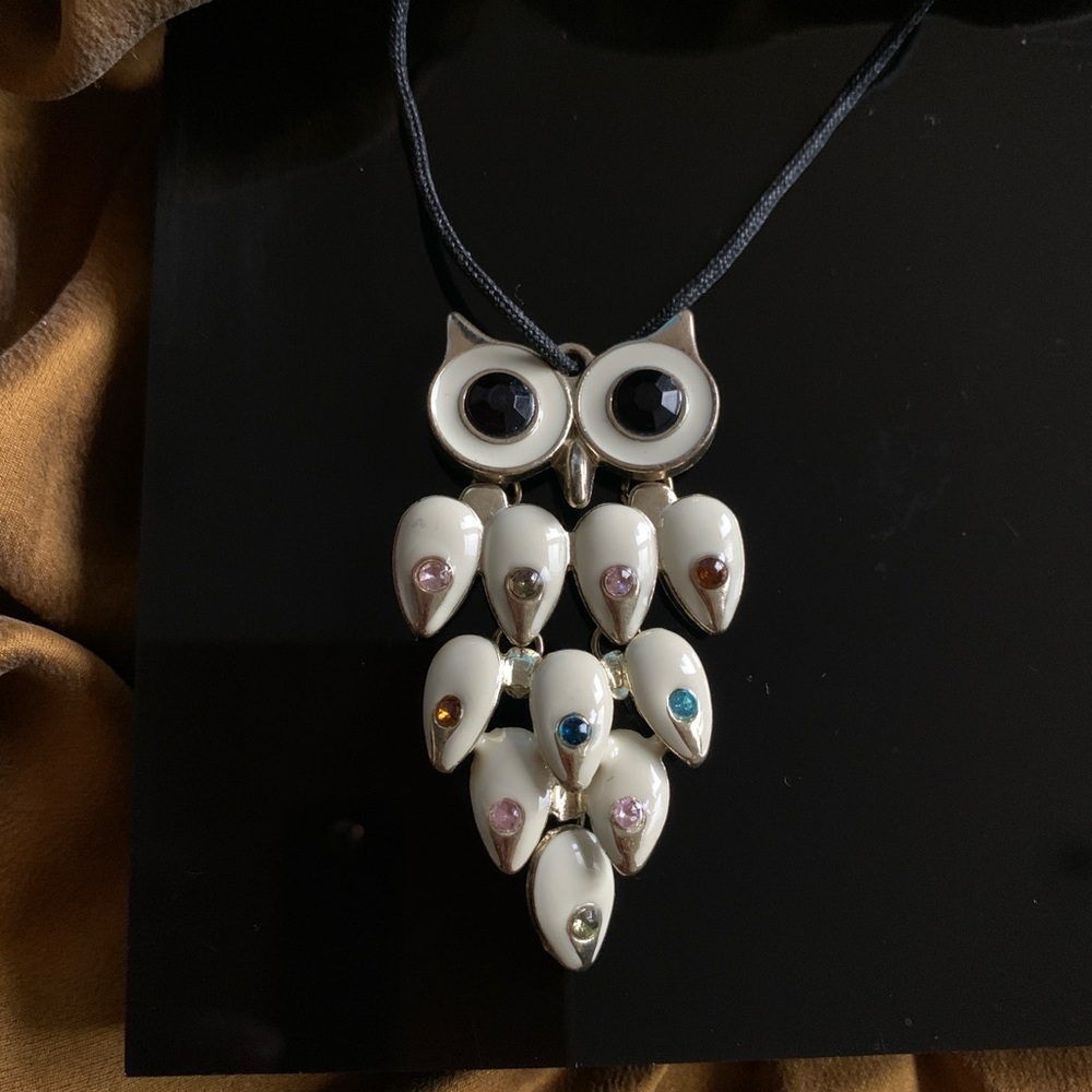 Vintage Brass Enamel Owl pendant necklace